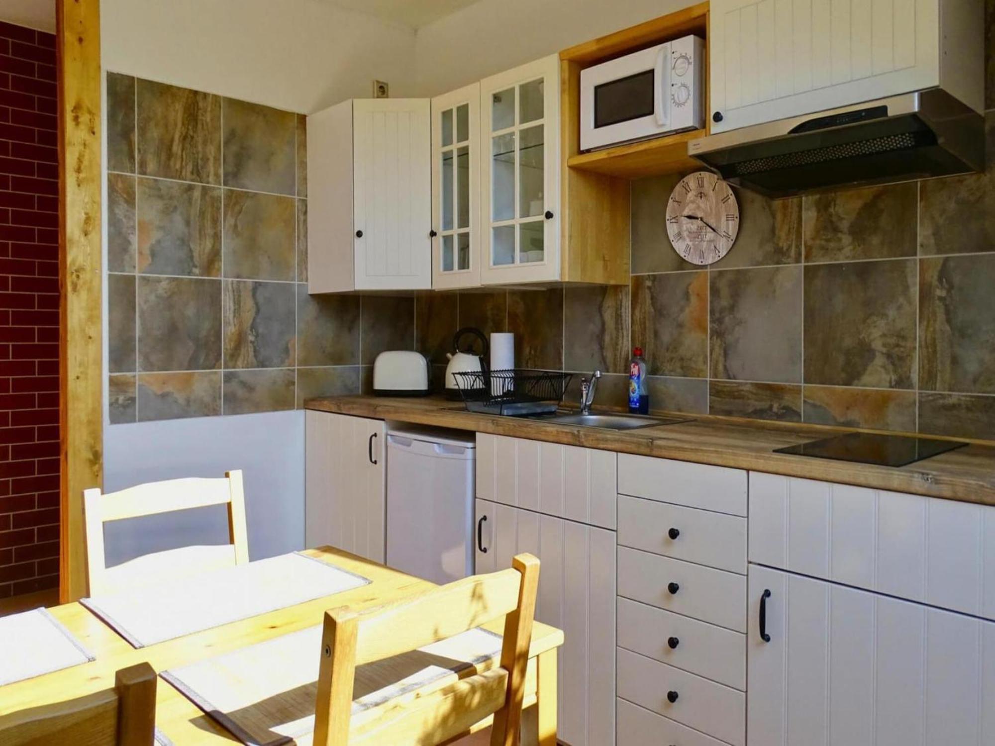 Farmstay Neuendorfkrug, Luetow Lutow Екстериор снимка