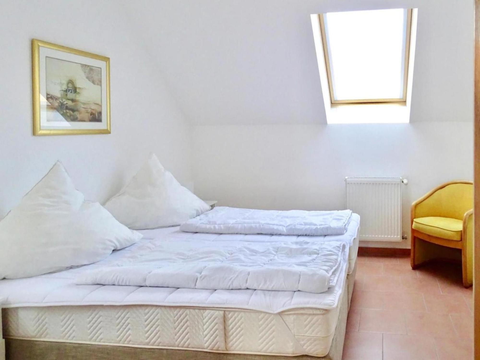 Farmstay Neuendorfkrug, Luetow Lutow Екстериор снимка